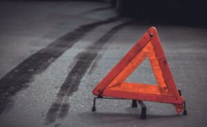 На Днепропетровщине автомобиль влетел в мотоцикл: есть пострадавший