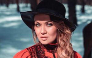 Жена продюсера “Квартала 95” поделилась пикантным фото
