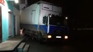 В Днепре хотят запретить проезд для грузовиков по Победе и Космической
