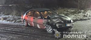 Во Львовской области подросток на BMW врезался в автобус (Фото)