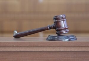 Дело об изнасиловании школьницы на выпускном в Кривом Роге закрыли в третий раз
