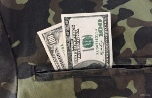 В Кривом Роге начальник отдела военкомата “погорел” на взятке
