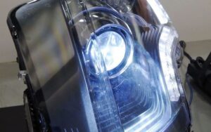 Как самостоятельно восстановить оптику своего авто
