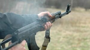 В Днепре солдат срочной службы стрелял из автомата по сослуживцам: есть погибшие