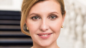 Елена Зеленская в элегантном образе поздравила с Рождеством (фото)