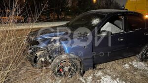На Днепропетровщине на объездной перевернулась легковушка с ребенком