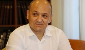 “В 1991 году мы получили независимость как подарок. Теперь должны быть готовы ее отстоять” – Павел Хазан