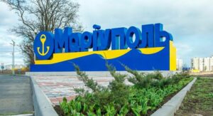В Мариуполе мужчина угрожал расправой сотруднице бара из-за украинского языка (Видео)