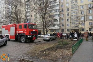 В Днепре в многоэтажке загорелся мусор в шахте (Видео)