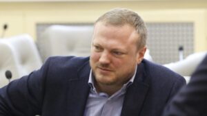 Экс-глава Днепропетровского облсовета сложил полномочия депутата