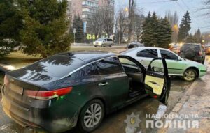 В Днепре задержали двоих причастных к серии краж в больницах (Фото, видео)