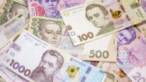 Минфин назвал сумму, потраченную Украиной на борьбу с коронавирусом в 2021 году