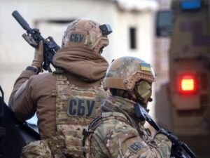 В Днепре на улицах могут проверят паспорта: горожан просят отнестись с пониманием