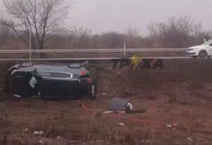 Под Днепром Citroën вылетел с дороги в кювет: есть пострадавшая (Видео)