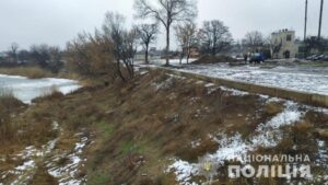 Избили мужчину и сбросили с дамбы: за разбойное нападение задержали двух жителей Павлограда