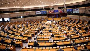 “Докажите, что вы с нами”: президент Зеленский выступил перед Европарламентом