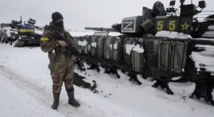 Убегали от ВСУ: оккупанты бросили колонну техники на Харьковщине (Видео)