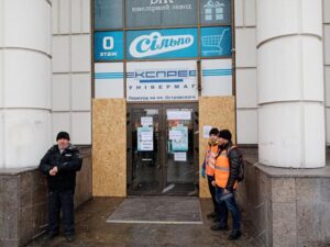 В Днепре возле ж/д вокзала открыли центр для матерей с детьми