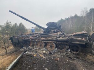 На Киевщине украинские военные уничтожили 4 БМП и 2 танка врага (Фото)