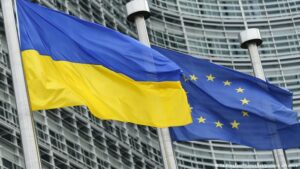 Европарламент принял заявку Украины на вступление в ЕС