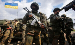 Украинские срочники будут дополнительно получать по 30 тысяч гривен в месяц