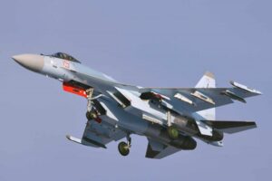 Нормально доставил: работник Укрпочты сбил вражеский истребитель над Черниговом