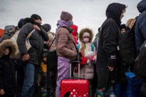 Оккупанты снова сорвали обстрелами эвакуацию мирных жителей из Мариуполя