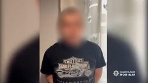В Днепре 27-летний мошенник продавал несуществующие бронежилеты