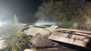 Загорелся двигатель: в Запорожской области упал украинский самолет