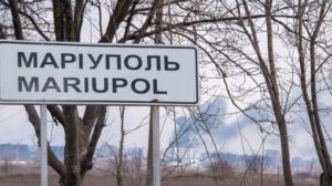 Рашисты применили ядовитое вещество против военных и гражданских в Мариуполе