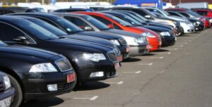 На период войны с россией растаможку авто в Украине сделали бесплатной