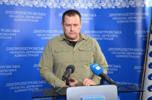 Борис Филатов рекомендовал беженцам из горячих точек ехать на запад страны
