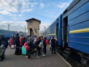 Принимайте решение сами: власть не призывает уезжать из Днепропетровской области