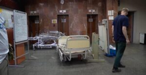 «ТАПС-Украина» и Координационный штаб волонтеров Днепра получили из Германии современные медицинские кровати