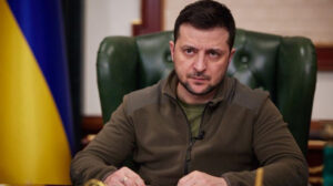 “Украинские герои нужны Украине живыми”: Зеленский прокомментировал эвакуацию с “Азовстали” (Видео)