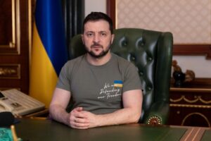 Президент Зеленский поддержал петицию о визовом режиме для россиян