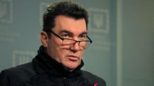“Только капитуляция рф”: Данилов рассказал, возможен ли мирный договор с оккупантами