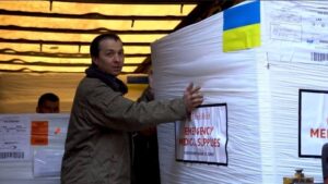 Мобильный военный госпиталь, амуниция для спасателей, продукты для военных и громады: очередной день помощи от «TAPS-Ukraine» и Координационного штаба волонтеров Днепра