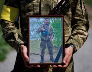 “Не могу сидеть дома, иду защищать страну”: в боях за Херсонщину погиб доброволец из Каменского (Фото)