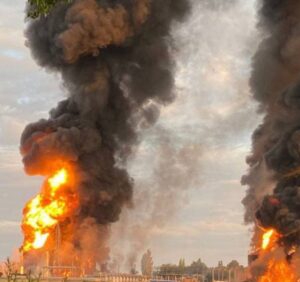 Ракетный удар по нефтебазе в Новомосковском районе унес жизни двоих: один из пострадавших погиб в больнице