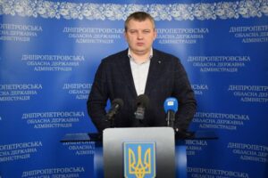 Оккупанты обстреляли Криворожский район из артиллерии: попали в жилой дом, начался пожар