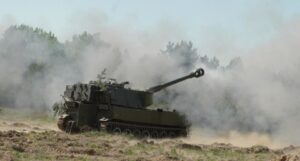 Уже поражают цели на передовой: Украина получила от Норвегии 22 САУ М109
