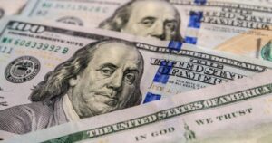 Курс доллара на черном рынке Днепра: актуальные данные на 8 июля