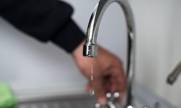 водопостачання