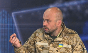“Жизнь наших защитников зависит от этого”: боец ВСУ объяснил важность грузовиков для армии (Видео)