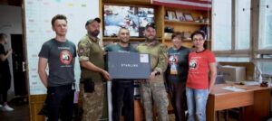 Медикаменти для Вінниці та Starlink, продукти, гігієнічні набори для військових: Дніпро передав чергову допомогу