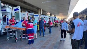 Бронежилети, сотні кілограмів продуктів, засоби гігієни, евакуація цивільних: допомога від Дніпра за останній тиждень