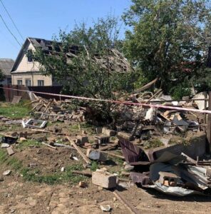 Вибухи у Дніпрі: російська ракета зруйнувала приватний будинок
