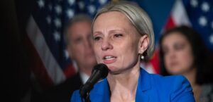 “Використали нашу 30-хвилинну зустріч як привід”: Вікторія Спартц висловилася про позбавлення громадянства України Геннадія Корбана