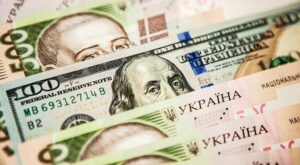 Курс долара на чорному ринку Дніпра: актуальні дані на 13 вересня